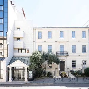 Atrium Centre Hotel